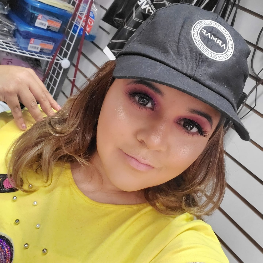 Meet your Posher, Elmy